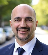 Photo of Leasehold Advisory Service CEO Dr Kion Ahadi